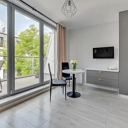 Blue Studio - Dolny By Oneapartments 索波特